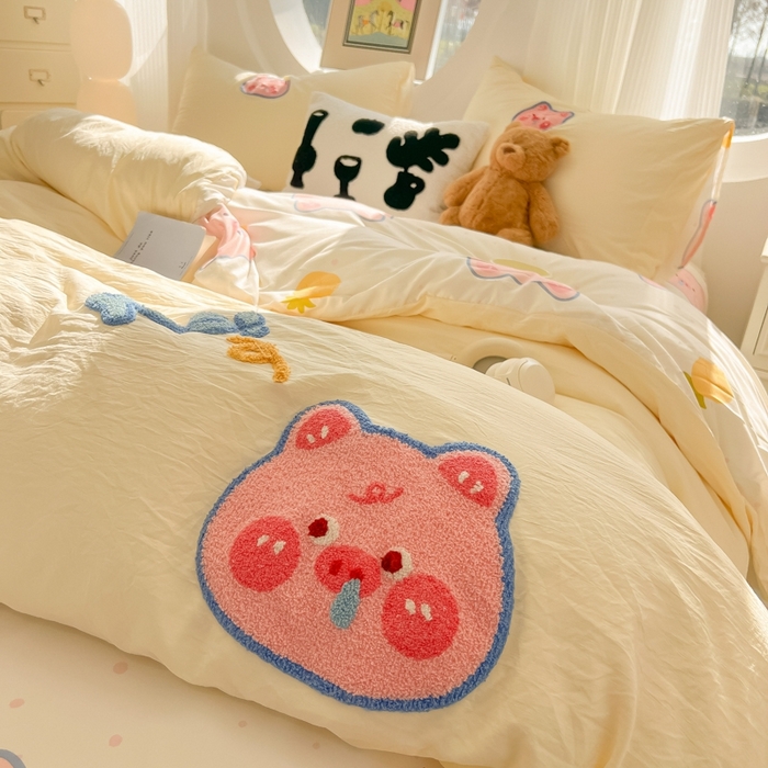 91家纺网 家纺一手货源 找家纺 韩巢家纺 2025新款大版水洗棉皱皱纱毛巾绣四件套(提供卖家秀) 困困小猪