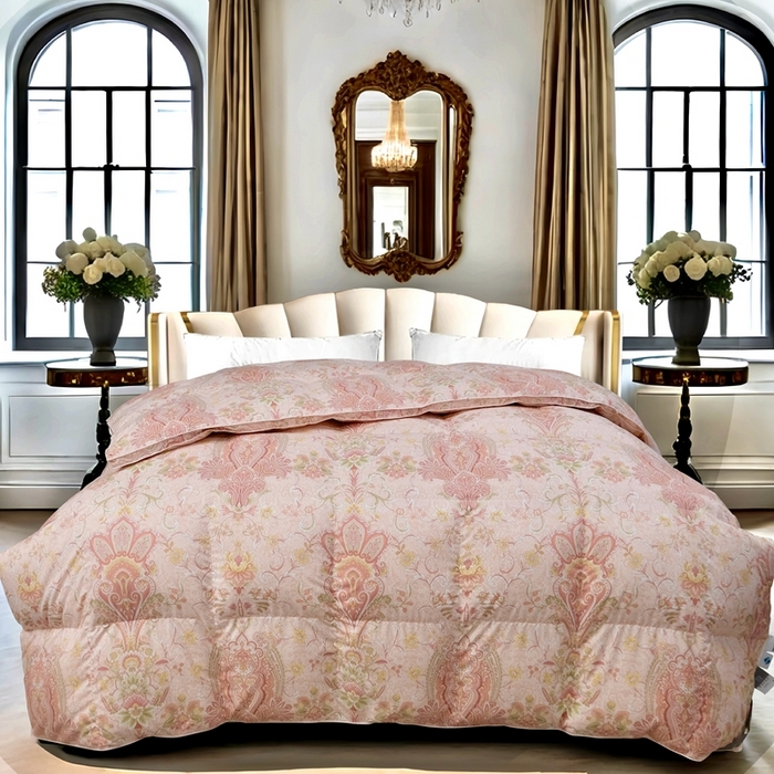 91家纺网 家纺一手货源 找家纺 卡迪亚家纺 2025新款米兰达白鹅被469羽魅系列被子被芯 羽魅日本粉