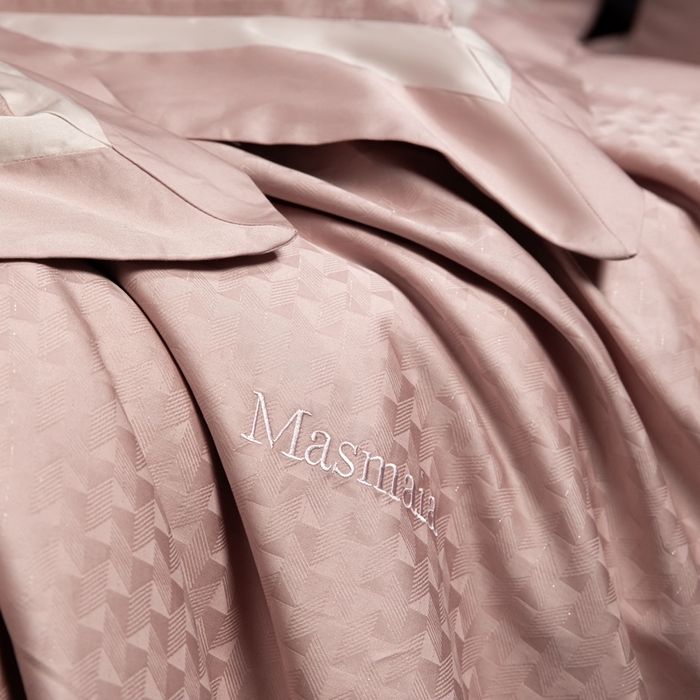 91家纺网 家纺一手货源 找家纺 舒慕家纺 2025新款100支天丝棉银丝星晴系列四件套 105镜莱