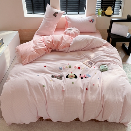 91家纺网 家纺一手货源 找家纺 暖生活 2025新款全棉水洗棉毛巾绣四件套 波点小丑