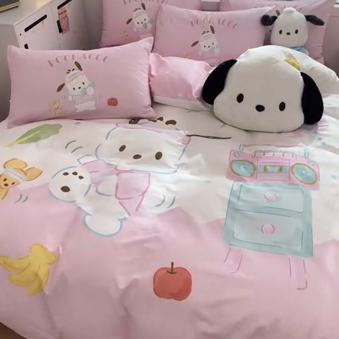 91家纺网 家纺一手货源 找家纺 暮思家居 2025新款正版授权三丽鸥大阪全棉数码印花纯棉四件套（第三批） 大版-活力帕恰狗