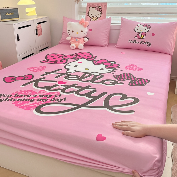 91家纺网 家纺一手货源 找家纺 暮思家居 2025新款正版授权三丽鸥大阪全棉数码印花纯棉单品床笠（第二批） A版-凯蒂宝贝