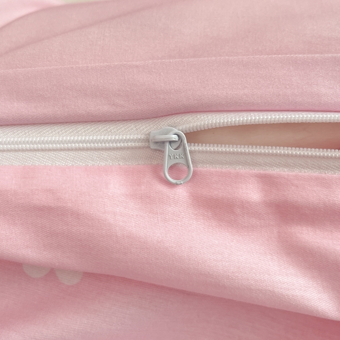 91家纺网 家纺一手货源 找家纺 暮思家居 2025新款正版授权三丽鸥大阪全棉数码印花纯棉四件套（第三批） 大版-活力帕恰狗