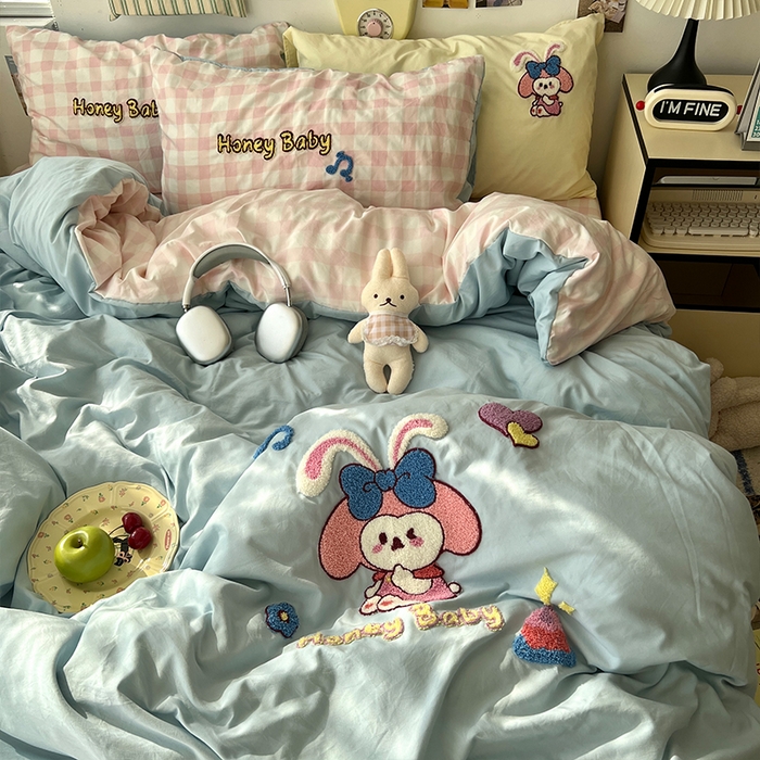 91家纺网 家纺一手货源 找家纺 原素 2025新款萌到心窝窝的毛巾绣四件套 可爱美乐蒂