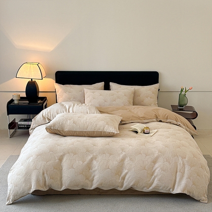 91家纺网 家纺一手货源 找家纺 （总）格里芬家纺 2025新款全棉色织水洗三层纱提花纯棉四件套