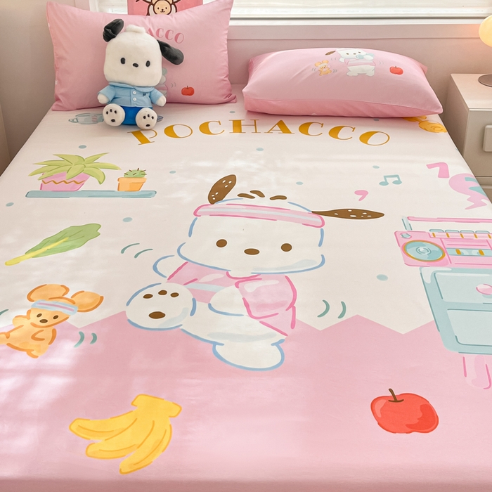 91家纺网 家纺一手货源 找家纺 暮思家居 2025新款正版授权三丽鸥大阪全棉数码印花纯棉单品床笠（第二批） A版-活力帕恰狗