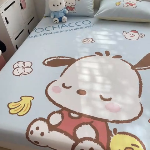 91家纺网 家纺一手货源 找家纺 暮思家居 2025新款正版授权三丽鸥大阪全棉数码印花纯棉单品床笠（第二批） A版-呆萌帕恰狗