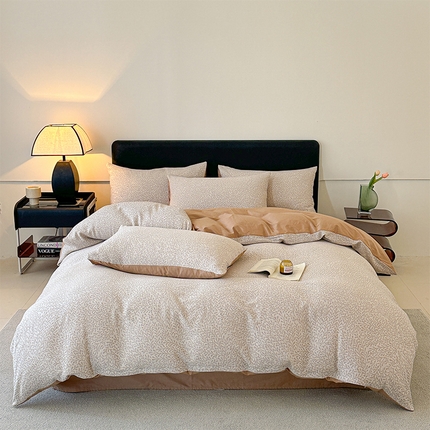 91家纺网 家纺一手货源 找家纺 （总）格里芬家纺 2025新款全棉色织水洗三层纱提花纯棉四件套