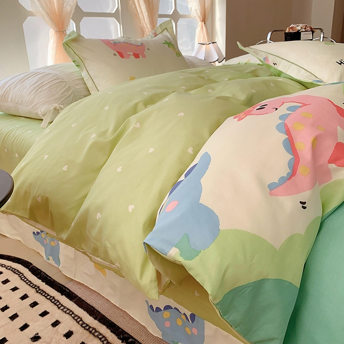 91家纺网 家纺一手货源 找家纺 2025新款亲肤舒适小清新全棉四件套 恐龙乐园