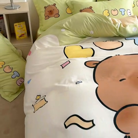 91家纺网 家纺一手货源 找家纺 浩诚 2025新款专版卡皮巴拉纯棉全棉卡通大版四件套-原创水豚卡卡【 提供买家秀 】 水豚巴拉