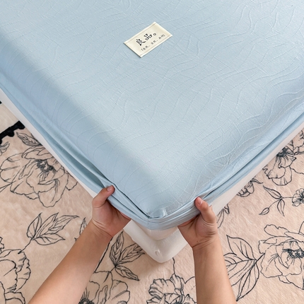 91家纺网 家纺一手货源 找家纺 眠博士 2025新款A类全棉提花床笠系列 单品追忆床笠-天空蓝
