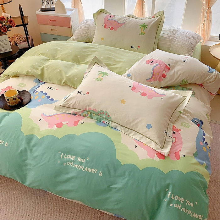 91家纺网 家纺一手货源 找家纺 2025新款亲肤舒适小清新全棉四件套 恐龙乐园