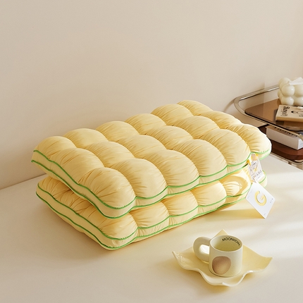 微枕芯 2025新款法式云朵面包枕枕头枕芯48*74cm±2cm 法式云朵面包枕-黄色