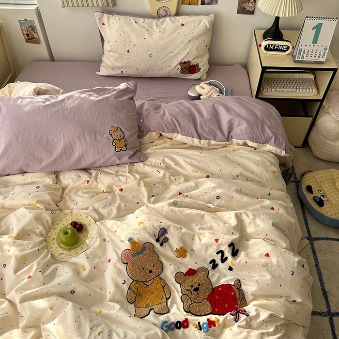 91家纺网 家纺一手货源 找家纺 原素 2025新款萌到心窝窝的毛巾绣四件套 两只小熊