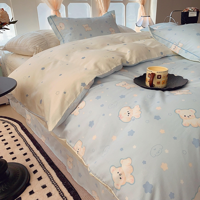 91家纺网 家纺一手货源 找家纺 2025新款亲肤舒适小清新全棉四件套 狗狗精灵