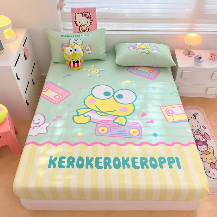 91家纺网 家纺一手货源 找家纺 暮思家居 2025新款正版授权三丽鸥大阪全棉数码印花纯棉单品床笠（第二批） A版-可爱大眼蛙