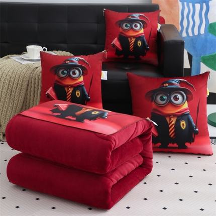 91家纺网 家纺一手货源 找家纺 宝马家纺（原梦童画） 2025新款小黄人牛奶绒数码印花抱枕被 魔法师小黄人