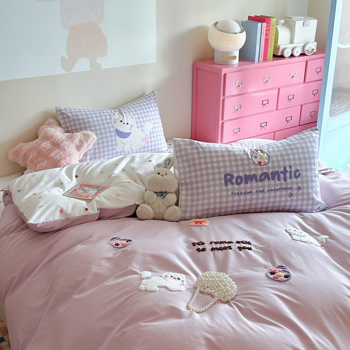 91家纺网 家纺一手货源 找家纺 美乐迪家纺 2025新款全棉毛巾绣四件套 许愿猫