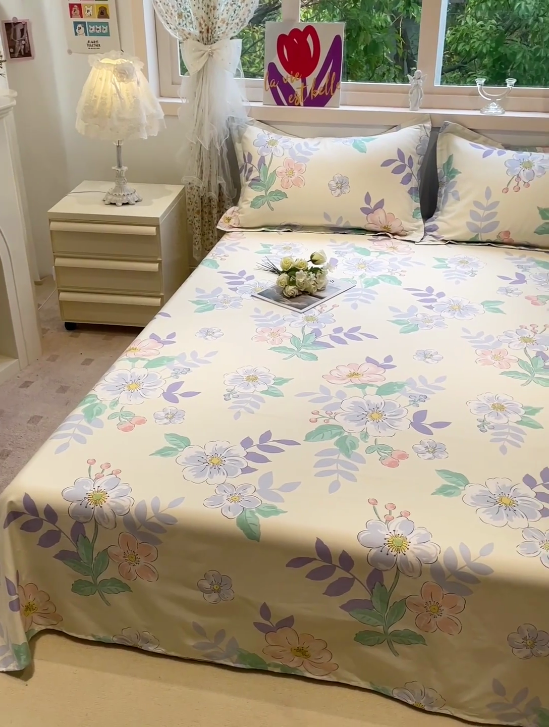 91家纺网 家纺一手货源 找家纺 2025春夏新款全棉花卉系列印花床单 花漾星辰