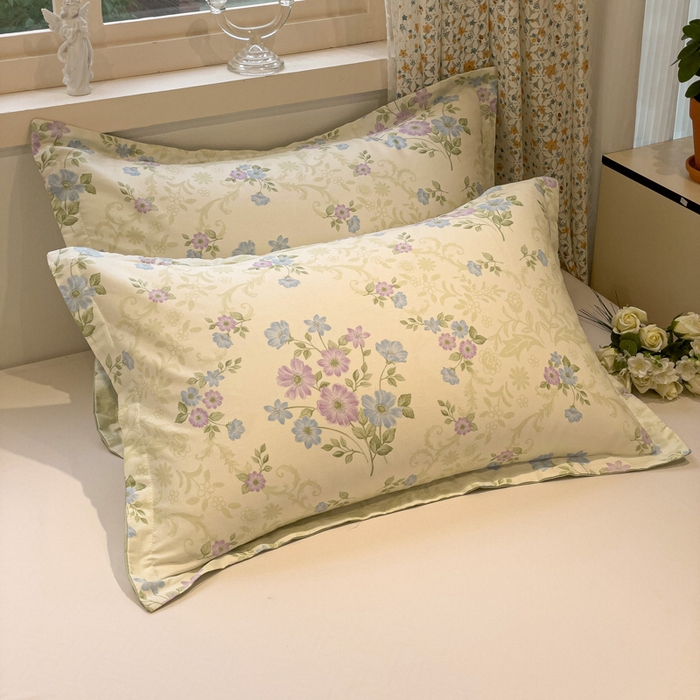 91家纺网 家纺一手货源 找家纺 2025春夏新款全棉花卉系列印花单枕套 岸边花语