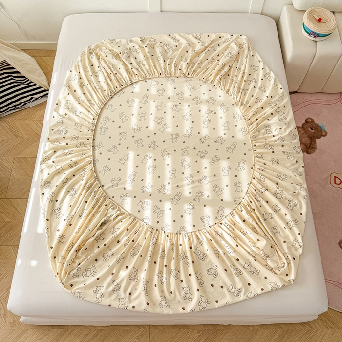 91家纺网 家纺一手货源 找家纺 温眠 2025新款A类亲肤水洗棉可爱卡通印花床笠 可爱小熊