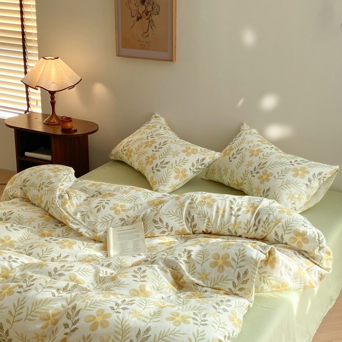 91家纺网 家纺一手货源 找家纺 2025新款A类母婴级有氧全棉纯棉双层纱纯棉印花四件套 场景一 初夏