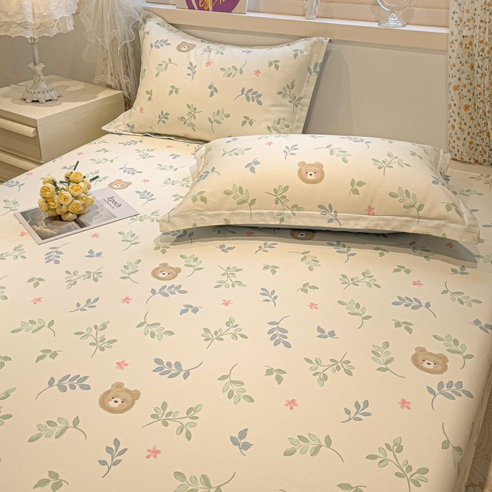 91家纺网 家纺一手货源 找家纺 2025春夏新款全棉花卉系列印花床单 叶中萌熊