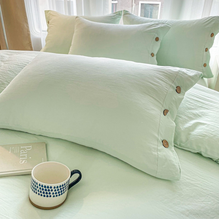 91家纺网 家纺一手货源 找家纺 库里梦家纺 2025新款水洗棉纽扣四件套学生季A类简约纯色无印风四件套 纽扣湖蓝