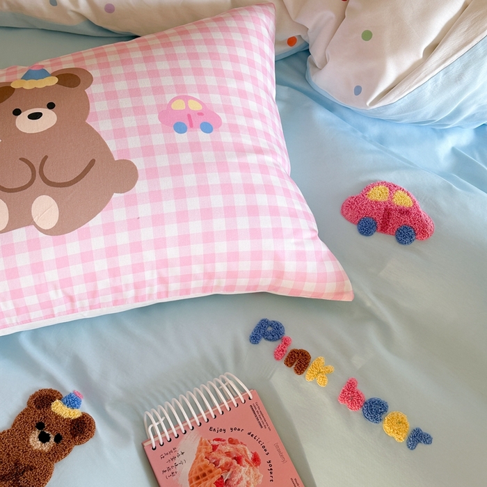 91家纺网 家纺一手货源 找家纺 美乐迪家纺 2025新款全棉毛巾绣四件套 甜品熊