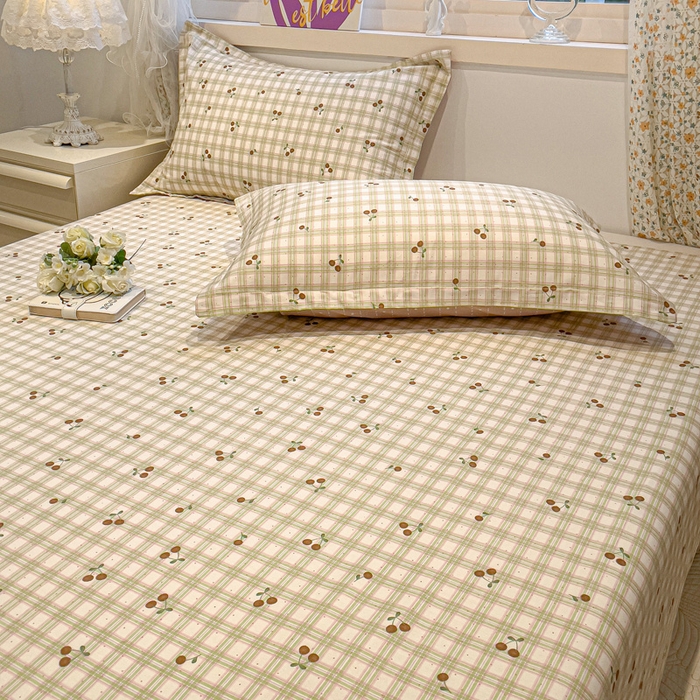 91家纺网 家纺一手货源 找家纺 2025春夏新款全棉花卉系列印花床单 酸甜樱桃