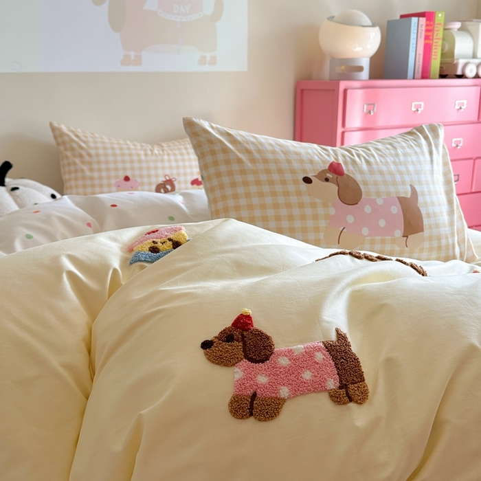 91家纺网 家纺一手货源 找家纺 美乐迪家纺 2025新款全棉毛巾绣四件套 腊肠狗