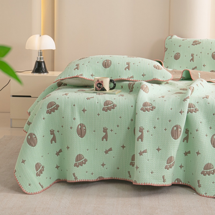 91家纺网 家纺一手货源 找家纺 手艺人2025新款A类宝宝四季全棉提花双面可铺盖床盖榻榻米炕盖炕垫盖毯AC01-AC10 AC07绿