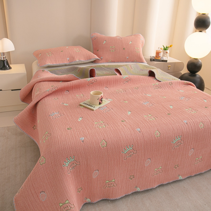 91家纺网 家纺一手货源 找家纺 手艺人2025新款A类宝宝四季全棉提花双面可铺盖床盖榻榻米炕盖炕垫盖毯AC01-AC10 AC09粉