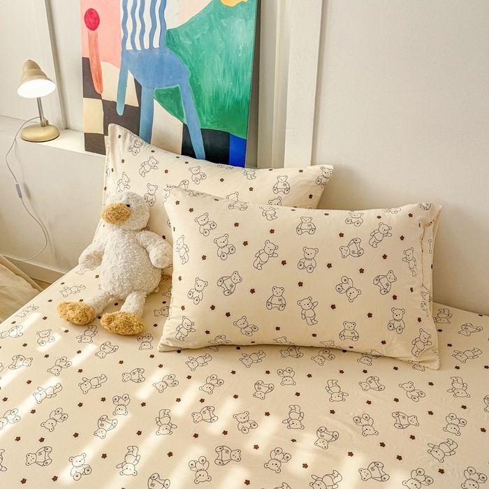 91家纺网 家纺一手货源 找家纺 温眠 2025新款A类亲肤水洗棉可爱卡通印花床笠 可爱小熊