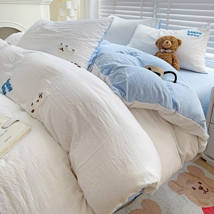 91家纺网 家纺一手货源 找家纺 韩巢家纺 2025新款超柔水洗棉小白熊毛巾绣四件套-（提供卖家秀） 小白熊白蓝