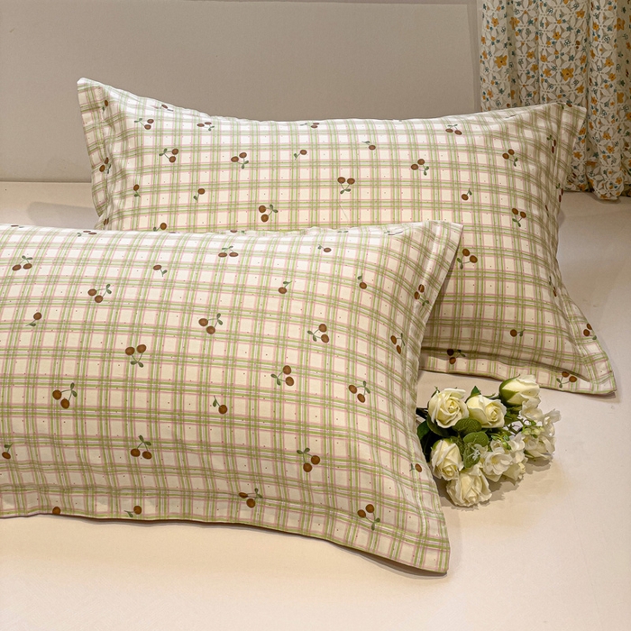 91家纺网 家纺一手货源 找家纺 2025春夏新款全棉花卉系列印花单枕套 酸甜樱桃