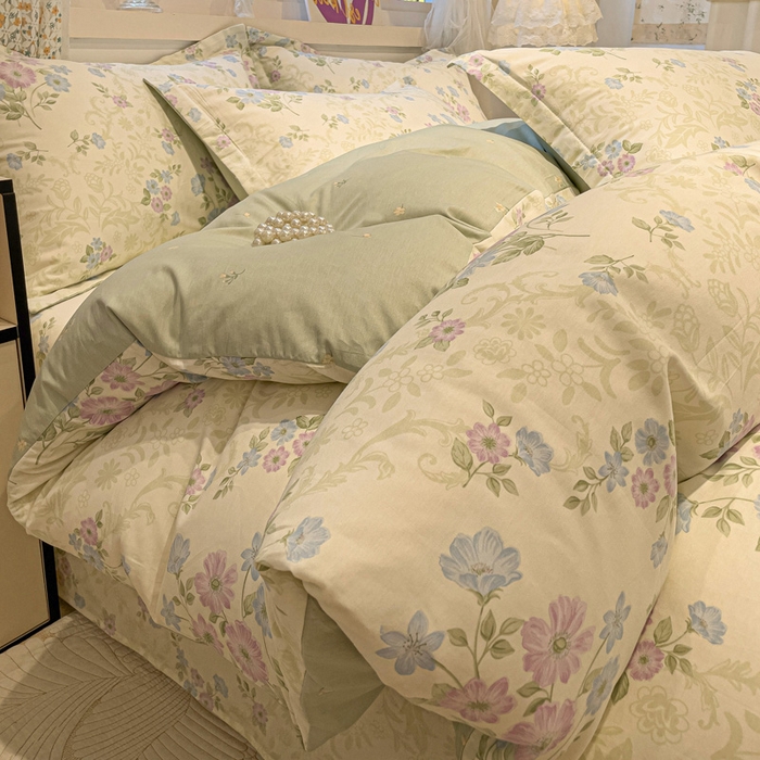 91家纺网 家纺一手货源 找家纺 2025春夏新款全棉花卉系列印花单被套 岸边花语