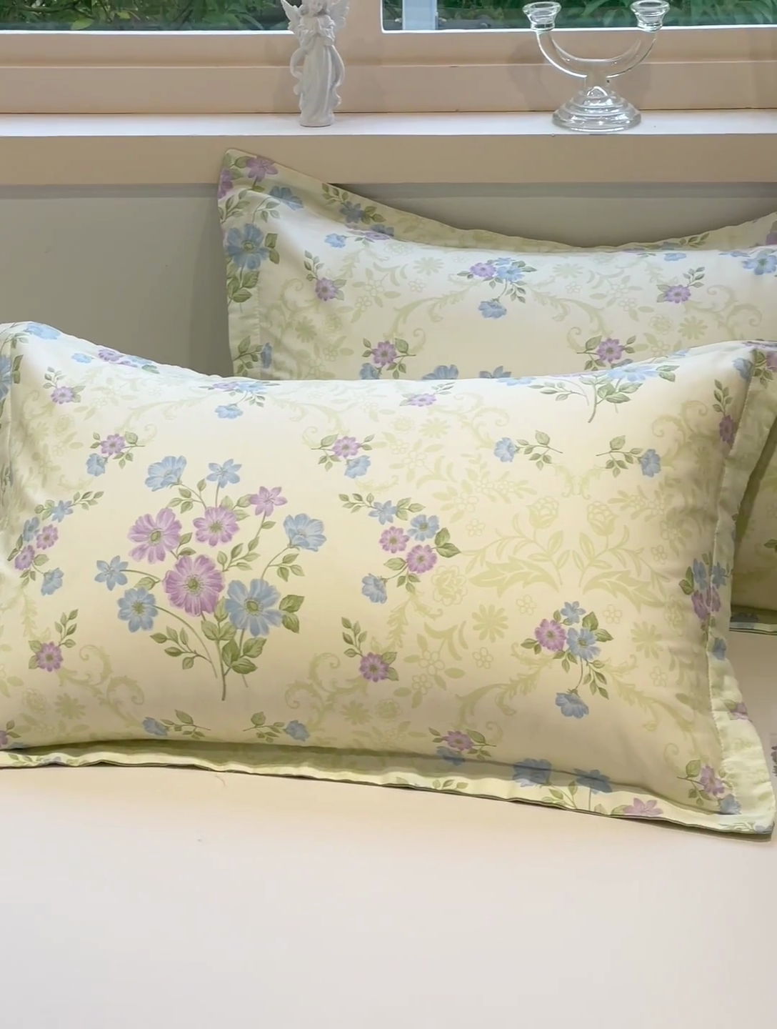 91家纺网 家纺一手货源 找家纺 2025春夏新款全棉花卉系列印花单枕套 岸边花语