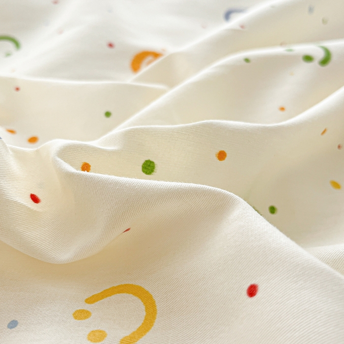 91家纺网 家纺一手货源 找家纺 西引力 2025开春新款全棉印花四件套单被套系列 笑脸