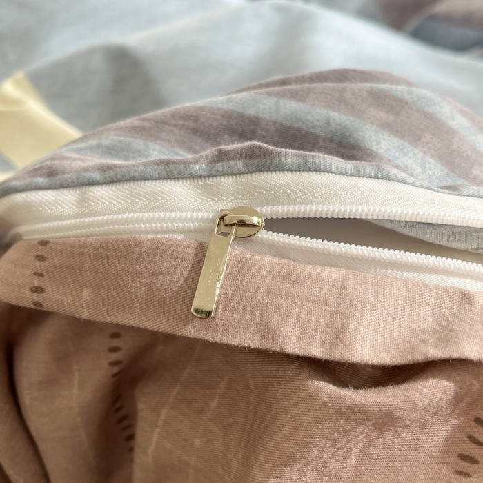 91家纺网 家纺一手货源 找家纺 西引力 2025开春新款全棉印花四件套单被套系列 莫尼兰