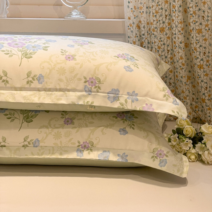 91家纺网 家纺一手货源 找家纺 2025春夏新款全棉花卉系列印花单枕套 岸边花语