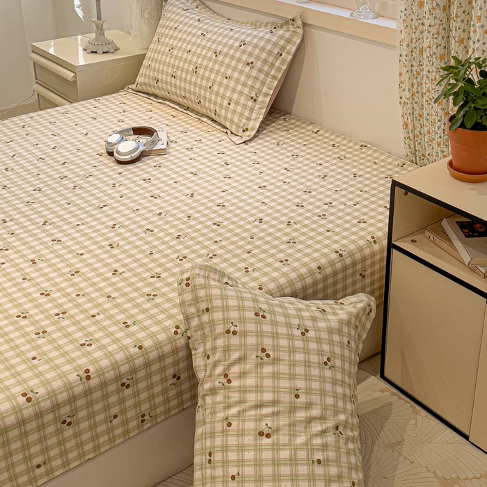 91家纺网 家纺一手货源 找家纺 2025春夏新款全棉花卉系列印花单床笠 酸甜樱桃