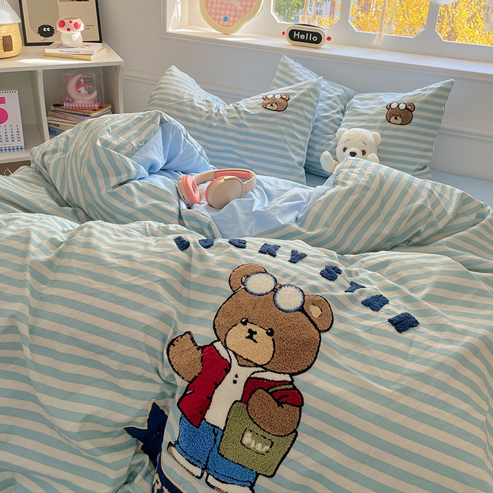 91家纺网 家纺一手货源 找家纺 优卡迪家纺馆 2025新款110克水洗棉无印风毛巾绣四件套【下载文件夹包含买家秀】 潮酷熊-水兰条