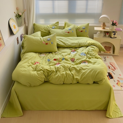 91家纺网 家纺一手货源 找家纺 凯洛奇 2025新款1水洗棉毛巾绣四件套系列【提供买家秀】 幸福家园-黄绿