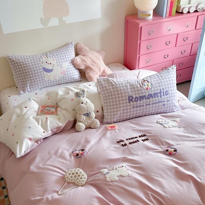 91家纺网 家纺一手货源 找家纺 美乐迪家纺 2025新款全棉毛巾绣四件套 许愿猫