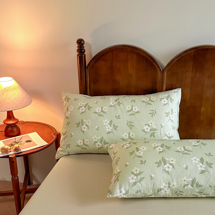 91家纺网 家纺一手货源 找家纺 2025新款A类母婴级有氧全棉纯棉双层纱纯棉印花四件套 场景二 茉莉青提