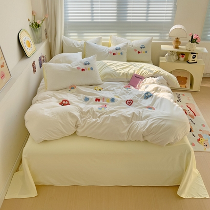 91家纺网 家纺一手货源 找家纺 凯洛奇 2025新款1水洗棉毛巾绣四件套系列【提供买家秀】 幸福家园-奶白