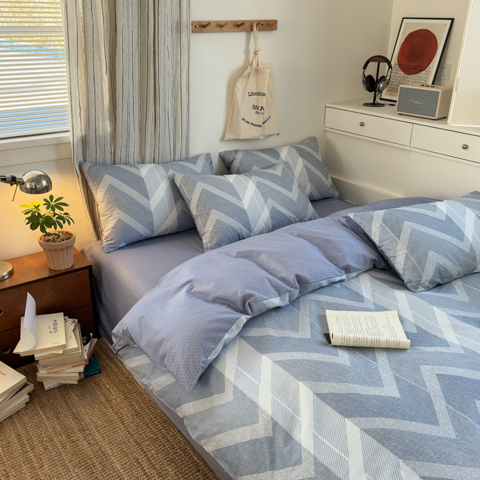 91家纺网 家纺一手货源 找家纺 清雅福2025全棉13372极简风四件套 平凡兰