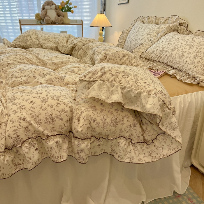 91家纺网 家纺一手货源 找家纺 盼季家纺 2025新款公主风花边小清新水洗棉床上四件套床单被套床裙三件套-风格一 花开漫漫