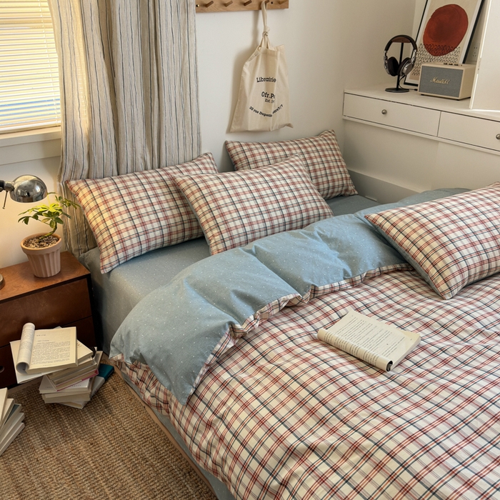 91家纺网 家纺一手货源 找家纺 清雅福2025全棉13372极简风四件套 绯羽格-红